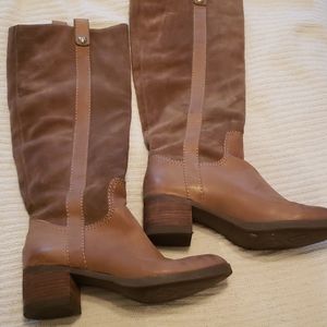 BCBG leather and suede boots 7.5
